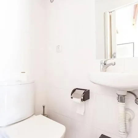 Mouraria I, Eco-duplex, French Balcony & Smart Check-in * Lissabon