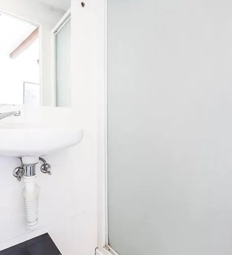 Mouraria I, Eco-duplex, French Balcony & Smart Check-in アパート リスボン
