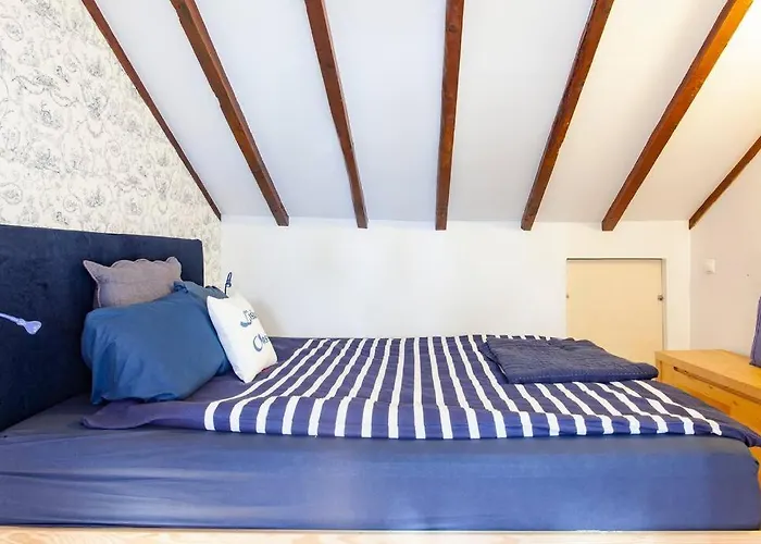 Mouraria I, Eco-duplex, French Balcony & Smart Check-in アパート リスボン