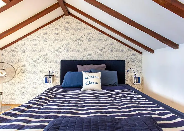 Mouraria I, Eco-duplex, French Balcony & Smart Check-in 公寓 *